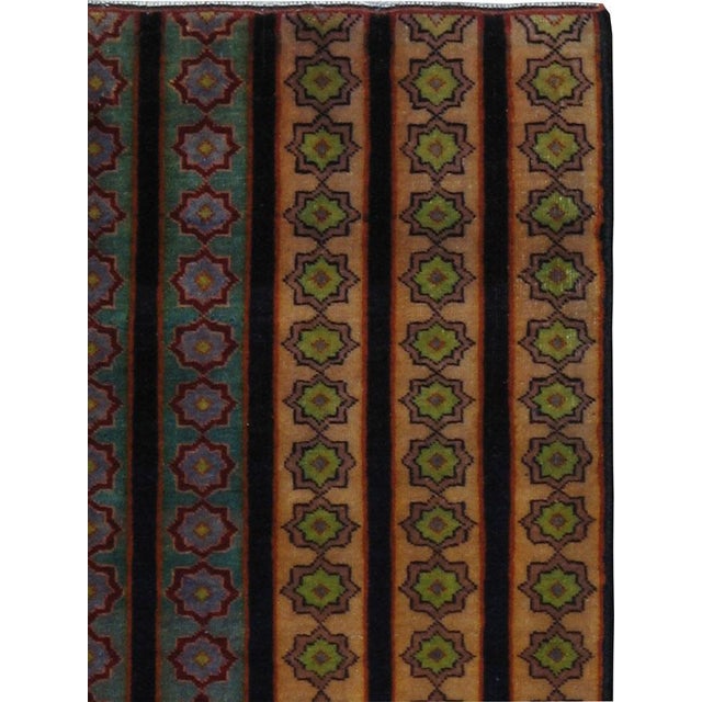 A vintage Persian kashan rug from the mid-20th century. Kashan carpets are one of the most important of the refined urban...