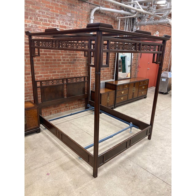 1970s Drexel Heritage canopy bed. Wood.