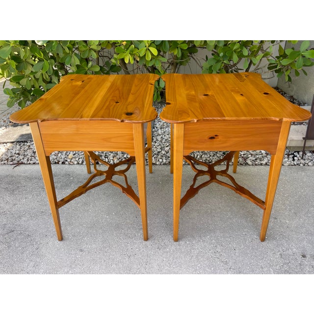 Late 20th Century Vintage Sculptural Pine One Drawer Side Tables for Robb and Stucky Interiors, Pair For Sale - Image 5 of 12