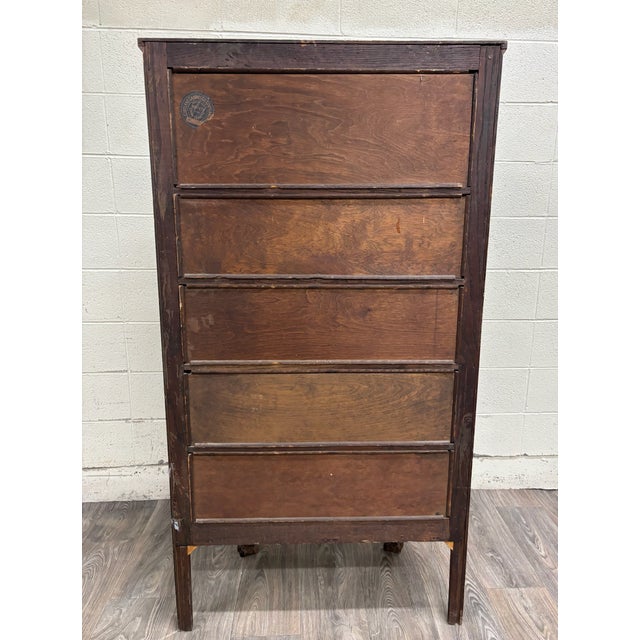 Antique Cortland Cabinet Co Quarter Sawn Bow Front Display Cabinet Curio For Sale - Image 10 of 10