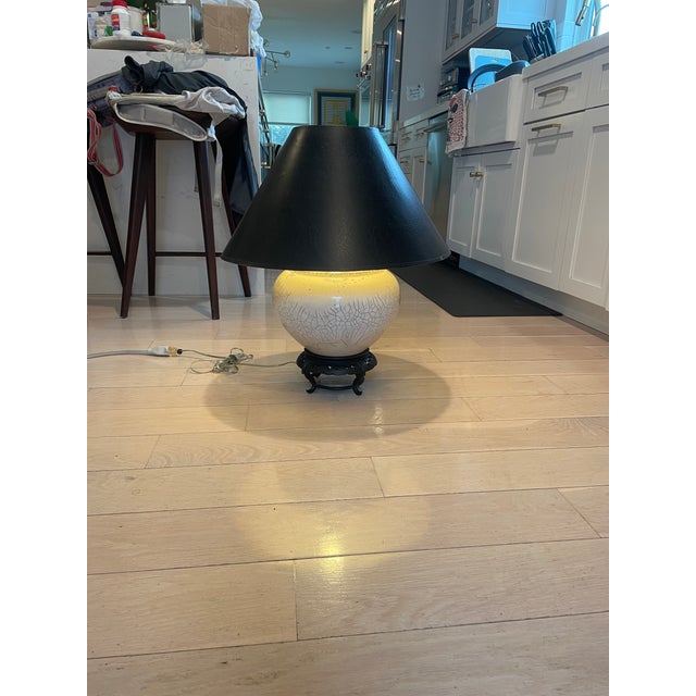 Vintage Chinoiserie Crackle Ceramic Lamp - Mid Century Ginger Jar Table Lamp For Sale In Los Angeles - Image 6 of 6