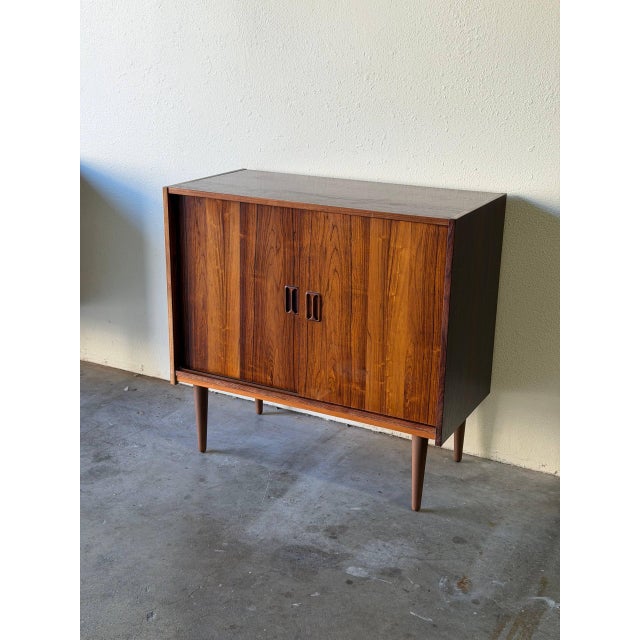 Mid-Century Modern Vintage Danish Rosewood Sliding Door Cabinet / Mid Century Modern Credenza 1960s For Sale - Image 3 of 10