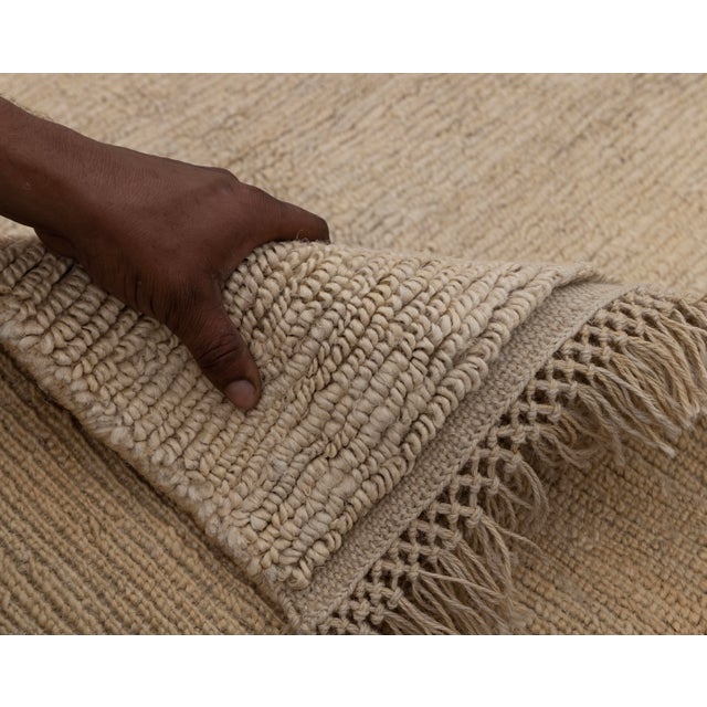High Quality Hand Knotted Light Tan Natural Jute Loop Pattern Solid Rug 10x14Ft. For Sale - Image 11 of 12