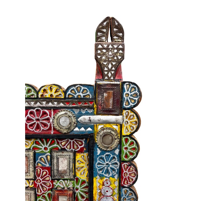 Vintage 1950 Indian Boho Colorful Damchiya Chest For Sale In Los Angeles - Image 6 of 9