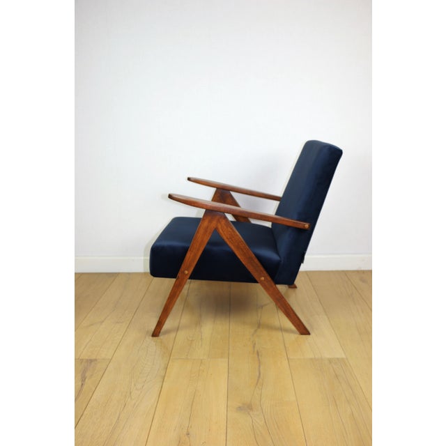 Vintage Navy Blue Velvet Var B-310 Chair in Dark Wood, 1960s For Sale - Image 4 of 12