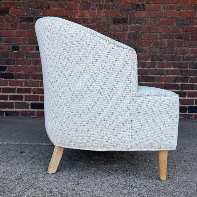 Pair of Custom White Tub Chairs Mid Century Modern For Sale In Cleveland - Image 6 of 12