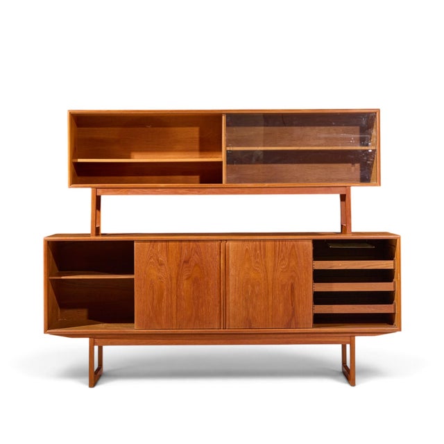 Kurt Østervig Style Mid Century Danish Teak Sliding Door Credenza and Hutch For Sale - Image 13 of 14