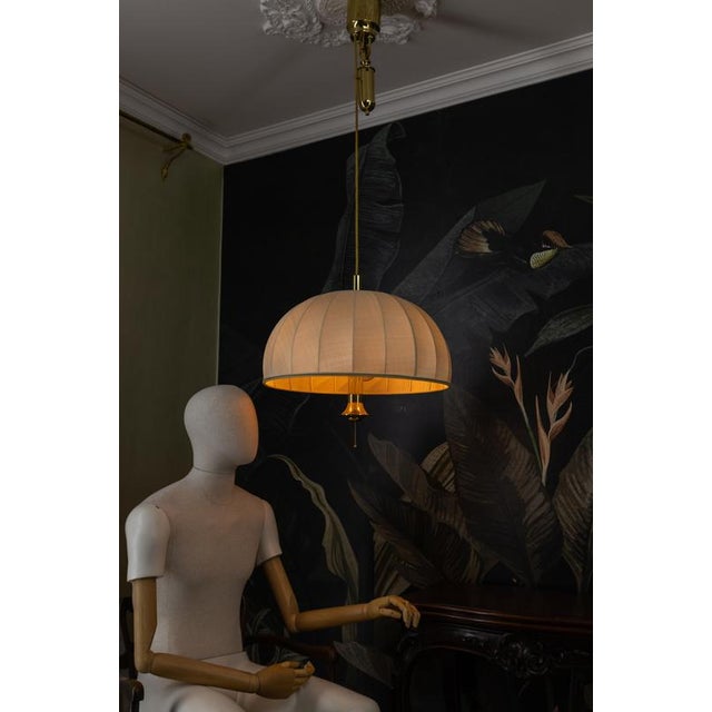Beige Large Brass and Fabric Lampshade Five-Light Adjustable Height Pendant Lamp, 1980s For Sale - Image 8 of 18