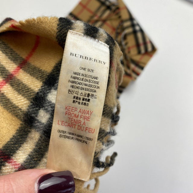 Burberry Children Brown Plaid 100% Cashmere Scarf For Sale - Image 10 of 11