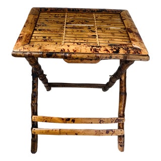 Ralph Lauren Style Faux ‘Scorched Tortoise’ Bamboo Cane Foldable Butler Serving Tray, Side Table, Nightstand Vintage Mid-Century, Circa 1940s For Sale