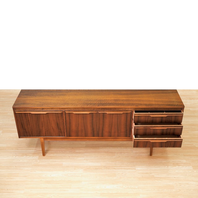Mid Century Long Credenza by Neil Morris for Morris of Glasgow, Attributed For Sale - Image 4 of 10