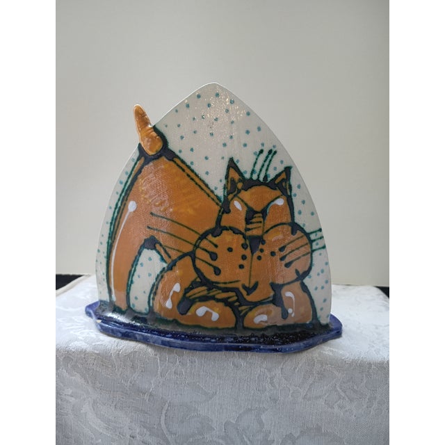 Ceramic Vintage Signed "Kálmánia" Hand-Painted Ceramic Cat Napkin Holder – Whimsical Folk Art For Sale - Image 7 of 7