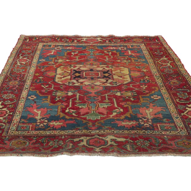 Rustic Early 20th Century Antique Persian Serapi Rug, 04'09 X 06'01 For Sale - Image 3 of 11