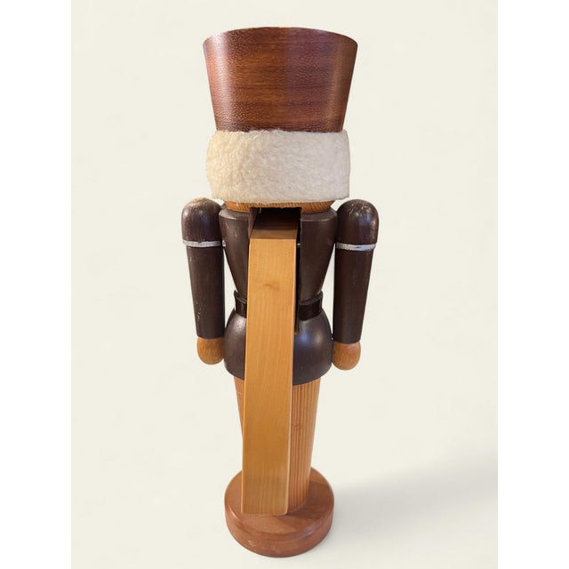 Mid-Century Modern Handmade Nutcracker Christmas Decoration in Wood from Erzgebirge, 1980s For Sale - Image 3 of 7
