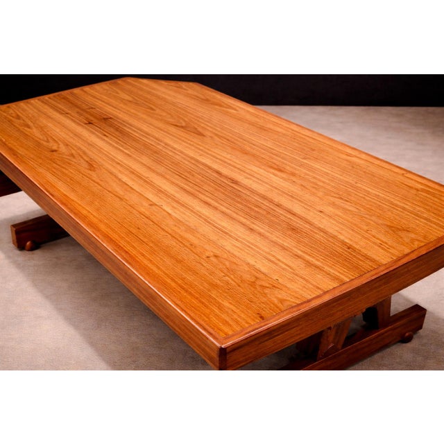 Wood “Cuiaba” Dining Table in Hardwood, Sergio Rodrigues, 1970s For Sale - Image 7 of 8