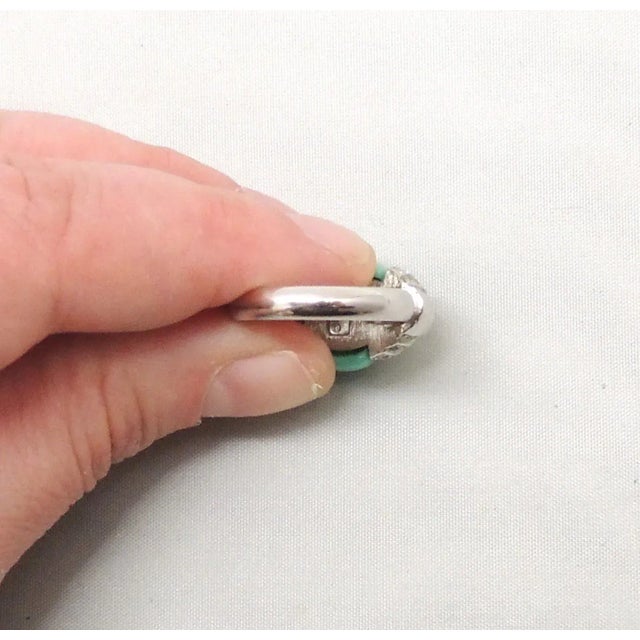 Vintage 1960s Signed Crown Trifari Rhodium Plated Faux-Turquoise & Clear Rhinestone Ring Size 5.5-7.5 For Sale - Image 9 of 9