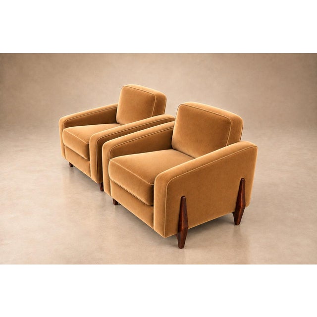 Pair of Brazilian Modern Armchairs in Rosewood and Caramel Mohair by Jean Gillon, 1960s - 1116 For Sale In New York - Image 6 of 18