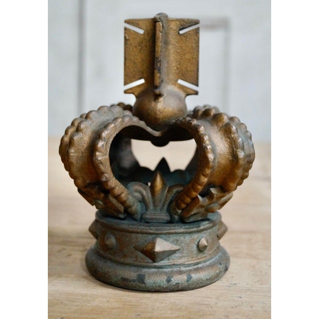 Antique Cast Iron Crown Finials, 1920s, Set of 2 For Sale - Image 3 of 9