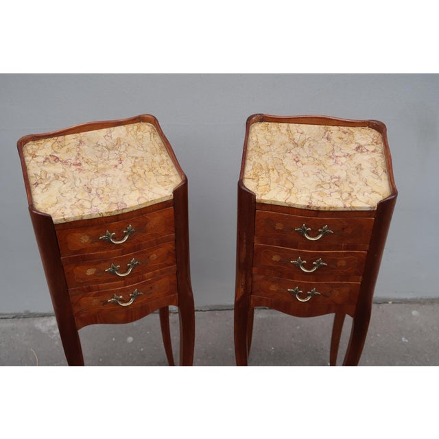 1940s Pair of French Antique Narrow Rosewood Inlaid Side Tables Nightstands For Sale - Image 5 of 13