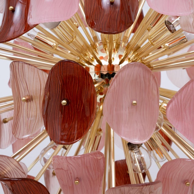 Metal Italian Sputnik Chandelier in Pink and Ruby Murano Glass and Brass, 2000 For Sale - Image 7 of 10
