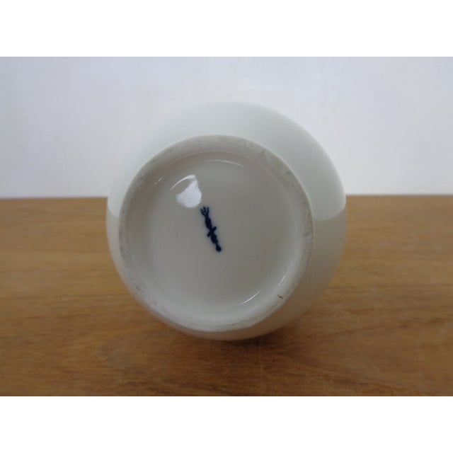 Salier Porcelain Vase by Siegmund Schütz for KPM Berlin, Germany, 1951 For Sale - Image 11 of 12