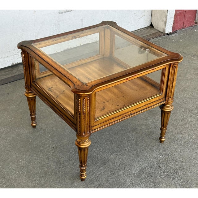 Louis XVI Style Giltwood Vitrine Display Side Table With Glass Top and Sides For Sale - Image 12 of 12