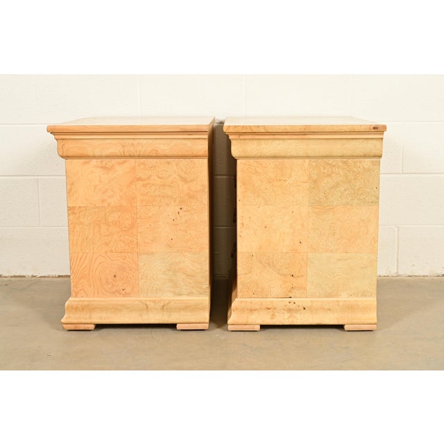 Henredon French Regency Charles X Burl Wood Bedside Chests, Pair For Sale - Image 10 of 12
