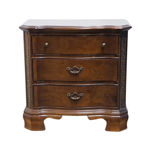 Traditional American Drew Solid Cherry Traditional Style 32" Serpentine Front Three Drawer Nightstand 601-420 For Sale - Image 3 of 14