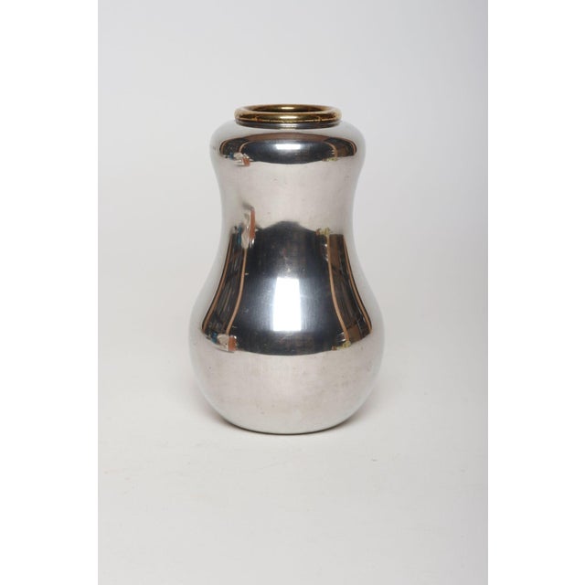 Swedish Art Deco vase designed by Björn Trägårdh in 1933 for Svenskt Tenn of Stockholm. Composed of a pear or gourd-form...