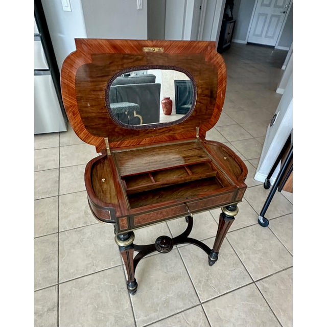 Antique 19th-Century French Napoleon III Work or Vanity Side Table For Sale - Image 10 of 18