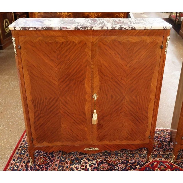 1920's Walnut French Louis XV Style Marble Top Bookcase China Bar Cabinets, 2 Pieces For Sale - Image 15 of 16
