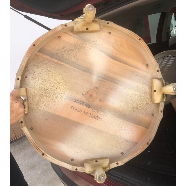 Vintage French Provincial Round Marble Accent Table For Sale - Image 10 of 11