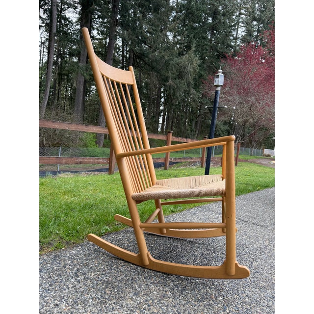 J16 Rocking Chair Attributed to Hans Wegner for FDB Mobler, 1960s - Vintage Rocking Chair - Scandinavian Rocking Chair For Sale In Seattle - Image 6 of 9