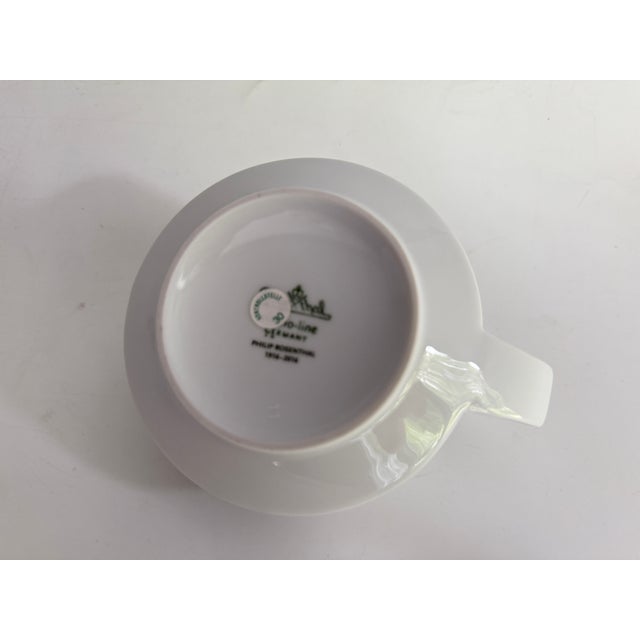 Milk jug - Round - Ø 14.2 cm - h 7.0 cm - 0.250 l, porcelain This piece has an attribution mark, I am sure that it is...