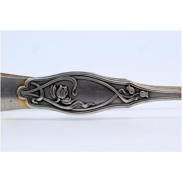 Silver Sugar Tongs in Claw Shape with Embossed Floral Motifs For Sale - Image 5 of 10