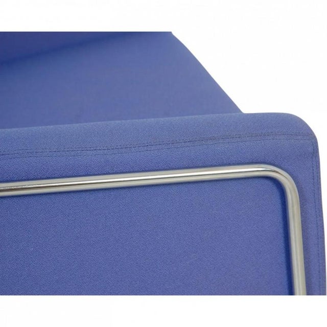 Model 3301 Lounge Chair in Blue Fabric by Arne Jacobsen, 1997 For Sale - Image 9 of 18