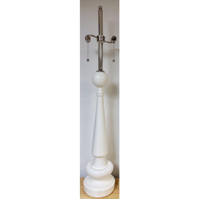 Mid 20th Century Pair of Monumental Mid-Century White Lacquer and Nickel Sculptural Table Lamps For Sale - Image 5 of 9
