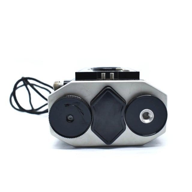 Eastman Kodak Vintage Mid 20th Century Kodak Brownie Reflex Synchro Model by Eastman Kodak Usa With Box For Sale - Image 4 of 9