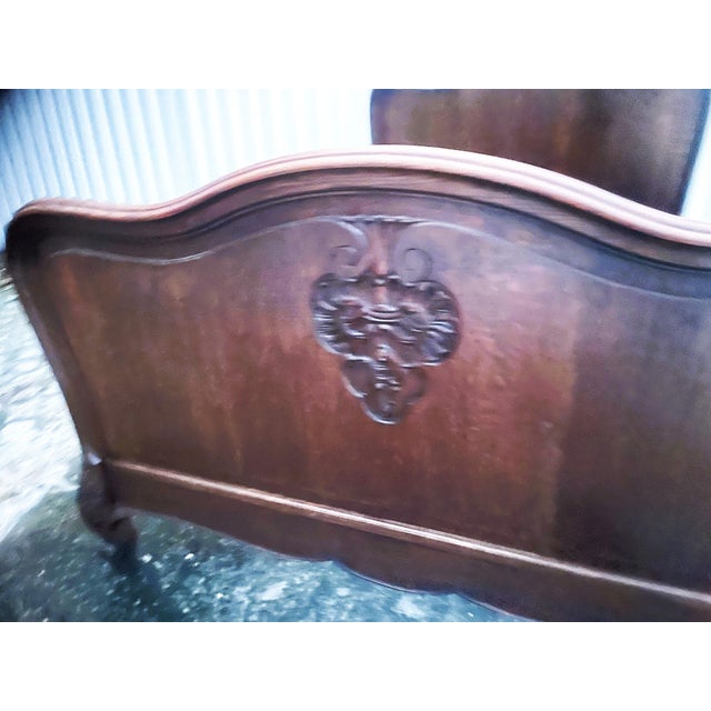 Antique French Bed Rocaille in Oak, 1900s For Sale - Image 12 of 14