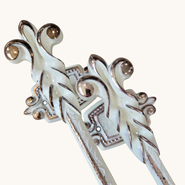 3 Vintage Amerock Bonaventure Hollywood Regency Bathroom Fixtures White Gold Towel Holders + Toilet Paper Holder For Sale - Image 4 of 16