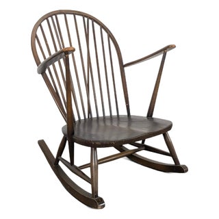 Fauteuil Rocking Chair by Lucian Ercolani for Ercol For Sale