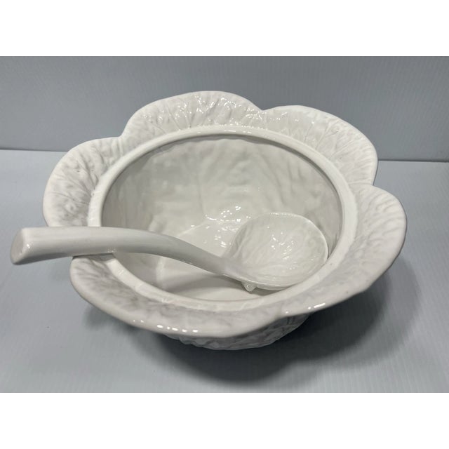 1990s Vintage Mid-Century Modern White Ceramic Majolica Cabbage Soup Tureen For Sale - Image 5 of 8