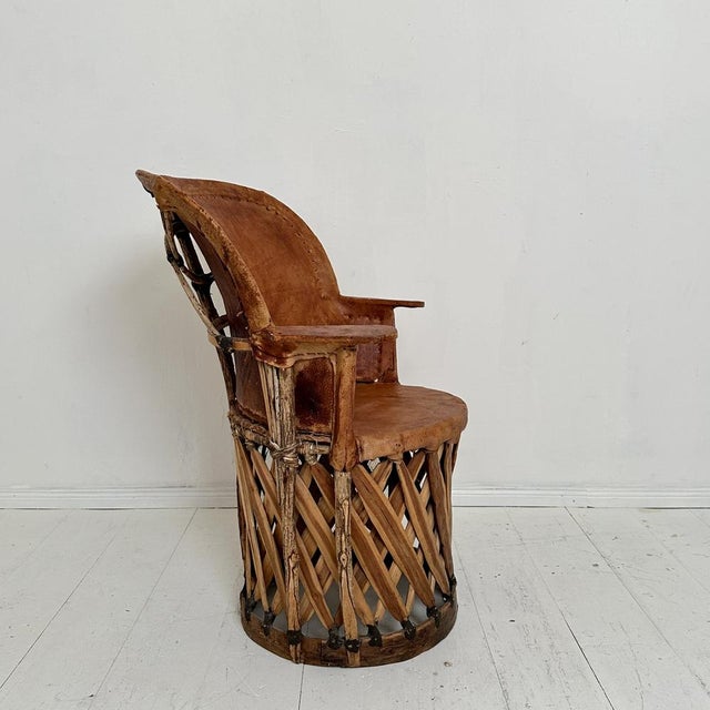Mid-Century Modern Mexican Equipales Armchair in Leather and Wood, 1970 For Sale - Image 9 of 13