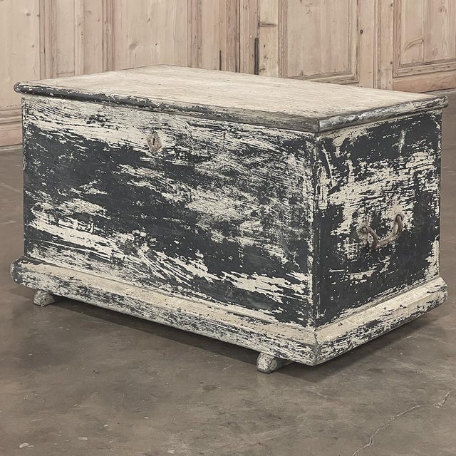 Early 19th Century Early 19th Century Rustic Swedish Painted Trunk ~ Blanket Chest ~ Coffee Table For Sale - Image 5 of 18