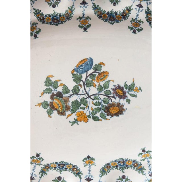 Oval Floral Dish from Moustiers Faience, 1750s For Sale - Image 4 of 11