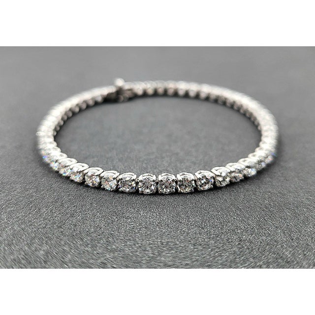 7.29 Ct Diamond Tennis Bracelet For Sale - Image 4 of 8