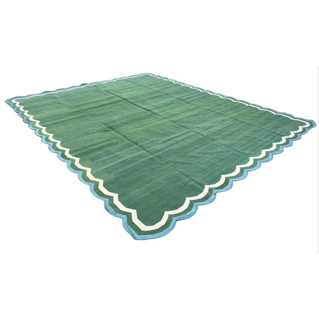Mid-Century Modern Handmade Cotton Reversible Scalloped Edge Rug Forest Green With Cream and Teal Blue Border - 10'x16' For Sale - Image 3 of 10