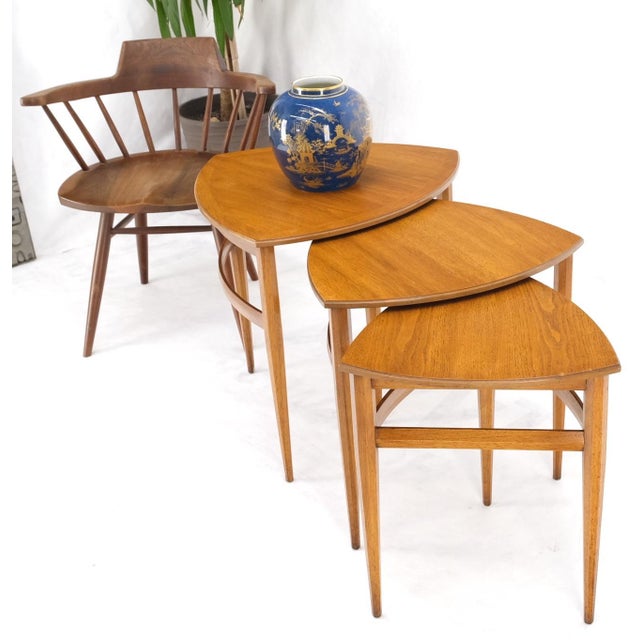 Set of Mid-Century Modern Three Rounded Triangle Shape Nesting Stacking Tables For Sale - Image 6 of 14