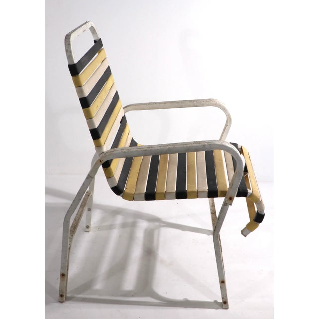Mid-Century Modern Vintage Poolside Patio Chair in the Style of Brown Jordan For Sale - Image 3 of 6