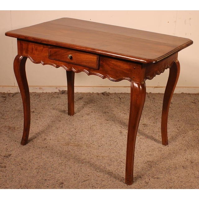 18th Century Side or Writing Table in Walnut For Sale - Image 4 of 12